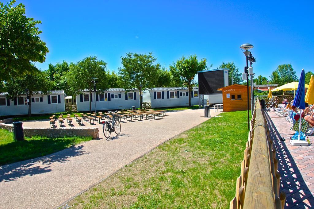 Campeggio Del Garda Peschiera del Garda Dış mekan fotoğraf
