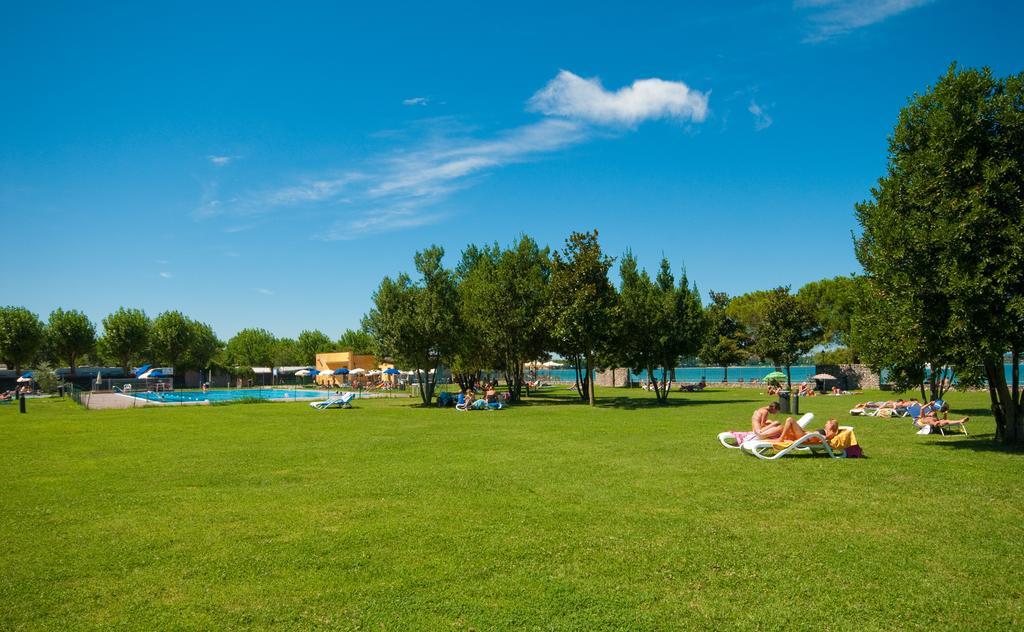 Campeggio Del Garda Peschiera del Garda Dış mekan fotoğraf