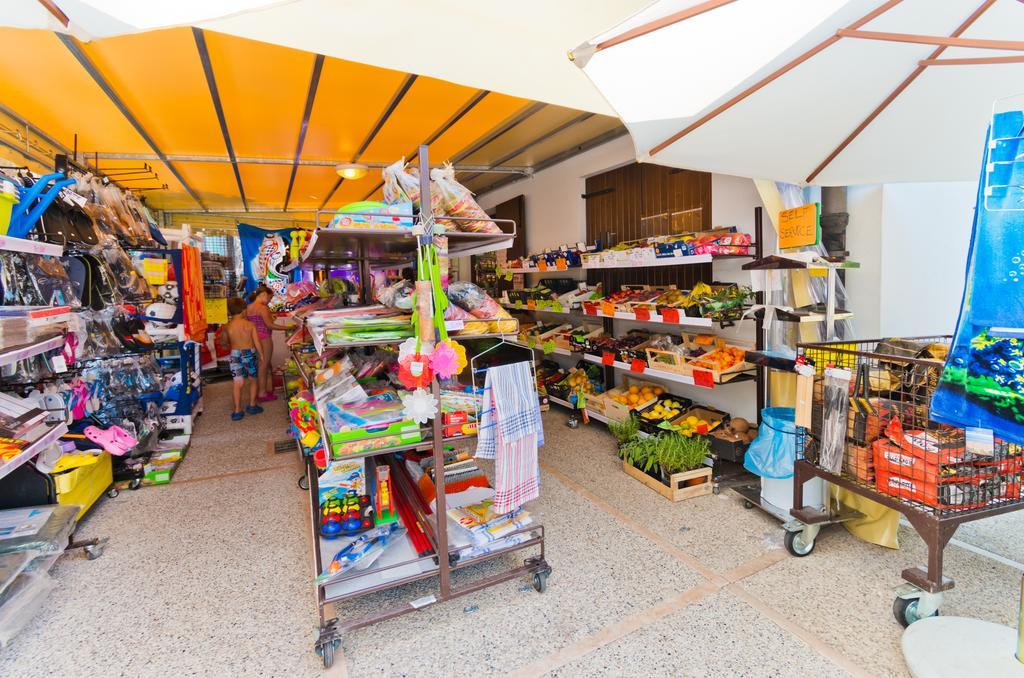 Campeggio Del Garda Peschiera del Garda Dış mekan fotoğraf